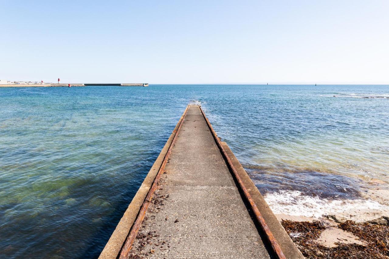 Au Coeur De Treffiagat - Maison Pour 6 - 300M De La Plage Bagian luar foto